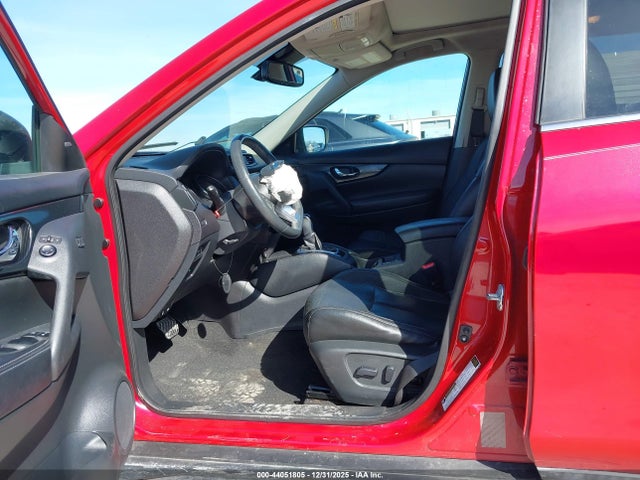 5N1AT2MVXHC760679 Nissan Rogue Sl