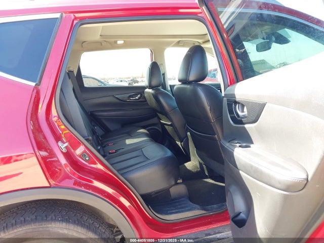 5N1AT2MVXHC760679 Nissan Rogue Sl