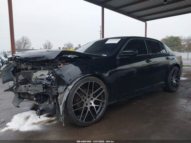 2013 Chrysler 300 Motown მანქანა იყიდება აუქციონზე, vin: 2C3CCAAG0DH660910, აუქციონის ნომერი: 44051808