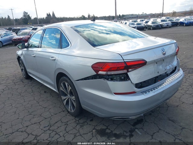 2021 VOLKSWAGEN PASSAT 1VWSA7A3XMC015257 Photo 2