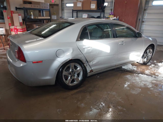 2010 CHEVROLET MALIBU 1G1ZC5E06AF323898 Photo 3