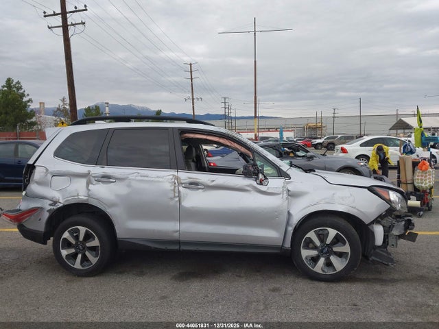 JF2SJARC1JH609790 Subaru Forester 2.5i Limited