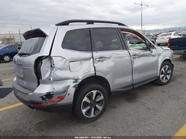 JF2SJARC1JH609790 Subaru Forester 2.5i Limited