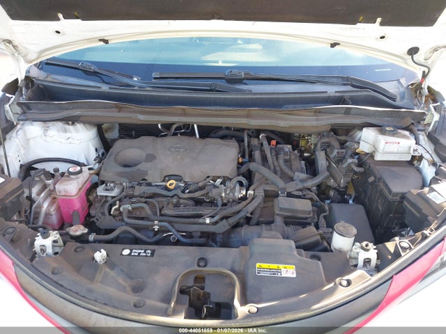 2022 Toyota Sienna Le მანქანა იყიდება აუქციონზე, vin: 5TDKRKEC5NS076783, აუქციონის ნომერი: 44051859