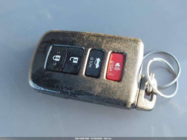 4T1BF1FK7FU930464 Toyota CAMRY XLE