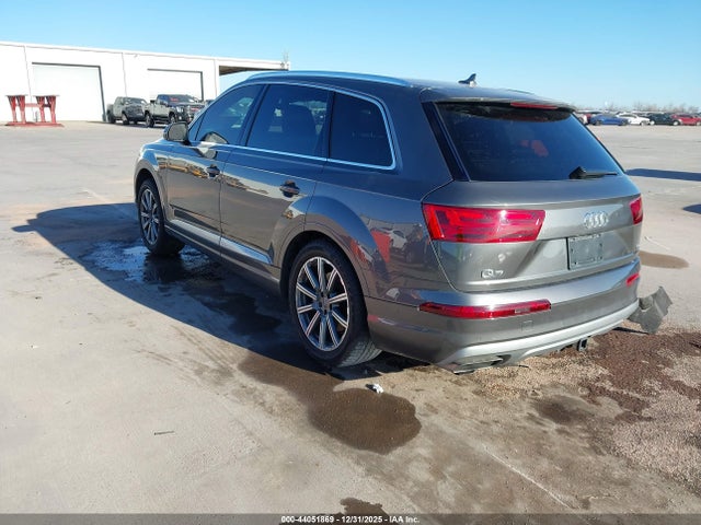 2018 AUDI Q7 WA1VAAF77JD041145 Photo 2