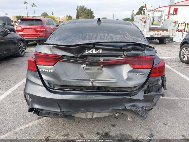 3KPF54AD5PE616038 KIA Forte Gt-line