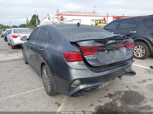 3KPF54AD5PE616038 KIA Forte Gt-line