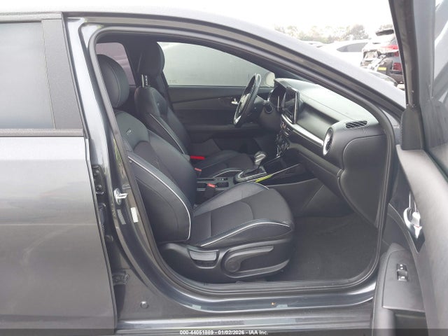 3KPF54AD5PE616038 KIA Forte Gt-line