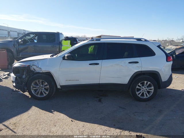 Aukcja sprzedaży 2015 Jeep Cherokee Sport, vin: 1C4PJLAB5FW657976, numer aukcji: 44051897