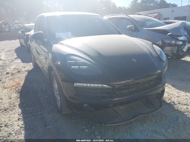 2011 PORSCHE CAYENNE WP1AB2A21BLA44986 Photo 0