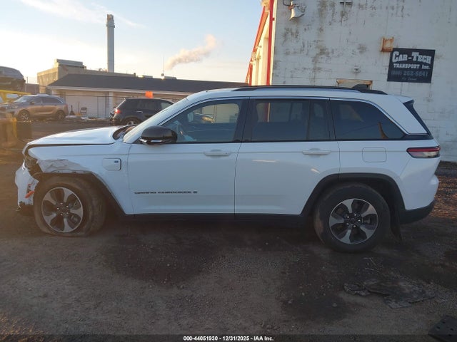 Aukcja sprzedaży 2023 Jeep Grand Cherokee 4xe, vin: 1C4RJYB68P8774058, numer aukcji: 44051930