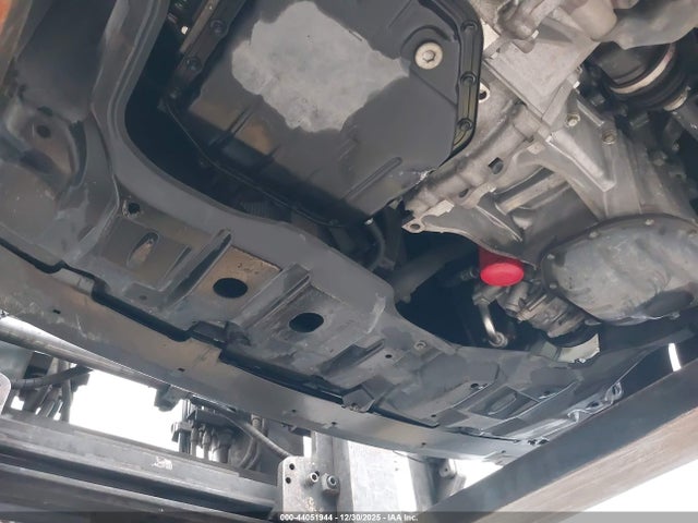 VNKKTUD34HA076216 Toyota YARIS L