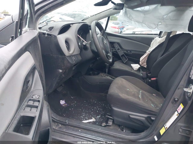 VNKKTUD34HA076216 Toyota YARIS L