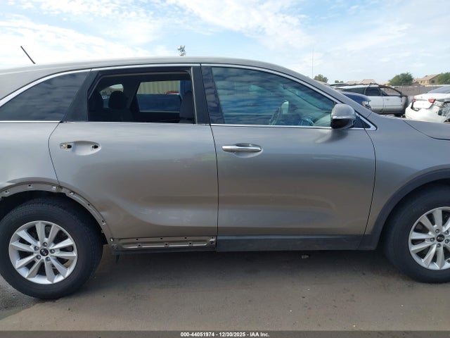 5XYPG4A39KG490879 KIA Sorento 2.4l L