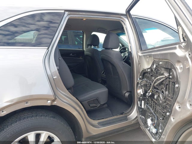 5XYPG4A39KG490879 KIA Sorento 2.4l L