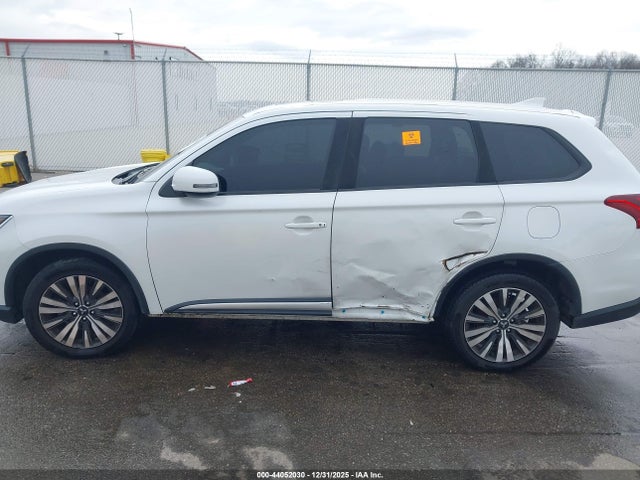 44052030 :رقم المزاد ، JA4AD3A35KZ012124 vin ، 2019 Mitsubishi Outlander Se مزاد بيع