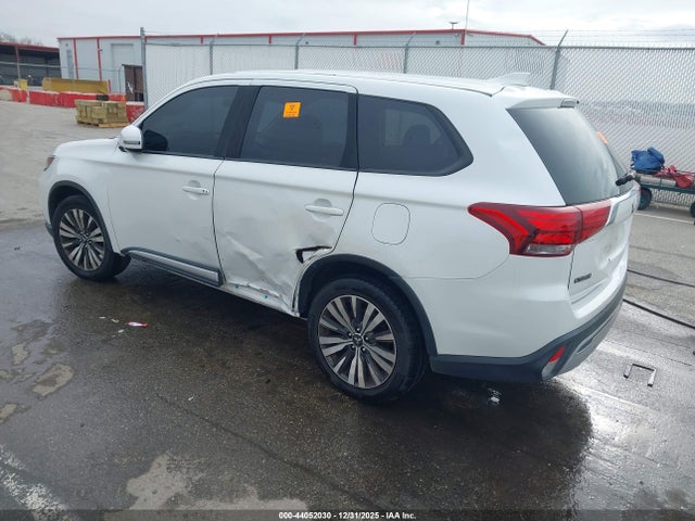 44052030 :رقم المزاد ، JA4AD3A35KZ012124 vin ، 2019 Mitsubishi Outlander Se مزاد بيع