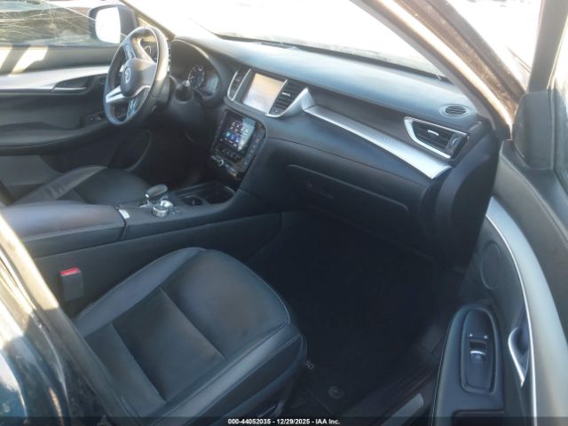 2019 INFINITI QX50 3PCAJ5M35KF104510 Photo 4