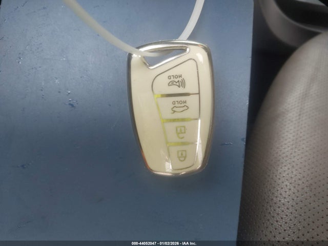 KM8SR4HF1HU245761 Hyundai Santa Fe Se Ultimate