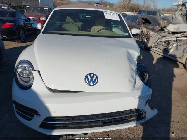 2019 Volkswagen Beetle 2.0t Final Edition Se/2.0t Final Edition Sel/2.0t S/2.0t Se მანქანა იყიდება აუქციონზე, vin: 3VW5DAAT2KM504944, აუქციონის ნომერი: 44052091