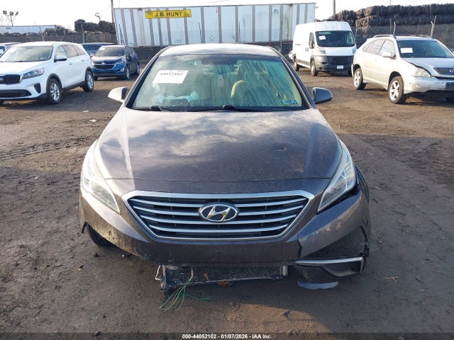 Hyundai SONATA SE 2017 5NPE24AF1HH564409 Image 13