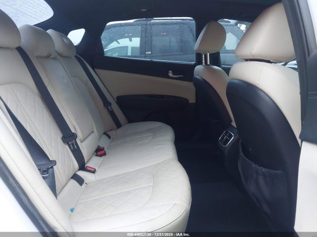 5XXGV4L29HG171750 KIA Optima Sxl Turbo