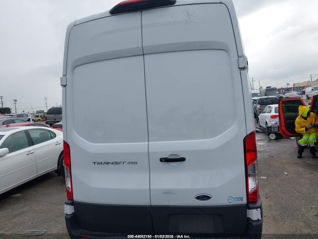 Ford Transit-250 Cargo Van 2023 1FTBR3X85PKA08833 Image 17