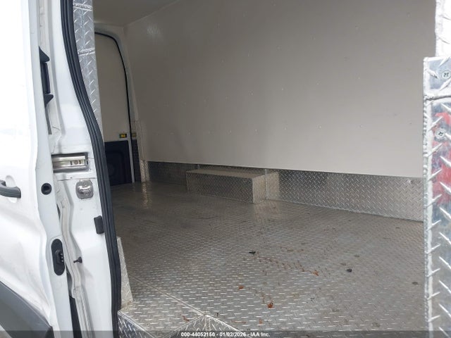 Ford Transit-250 Cargo Van 2023 1FTBR3X85PKA08833 Image 8