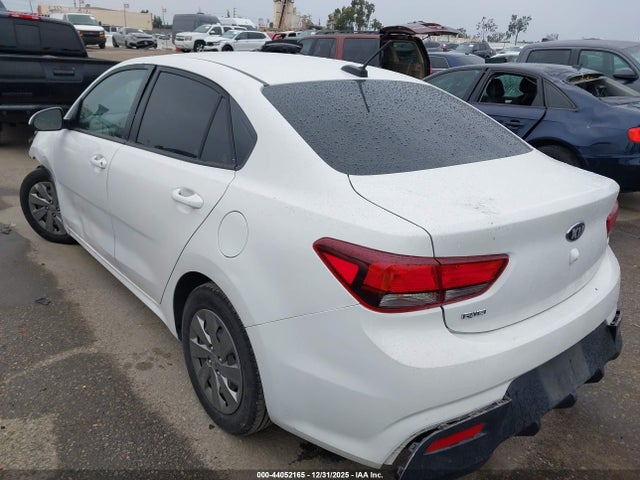 3KPA24AB8KE211785 KIA RIO LX