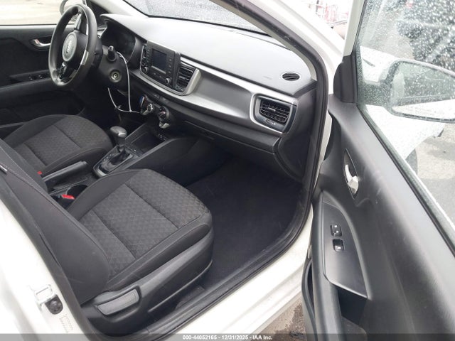3KPA24AB8KE211785 KIA RIO LX