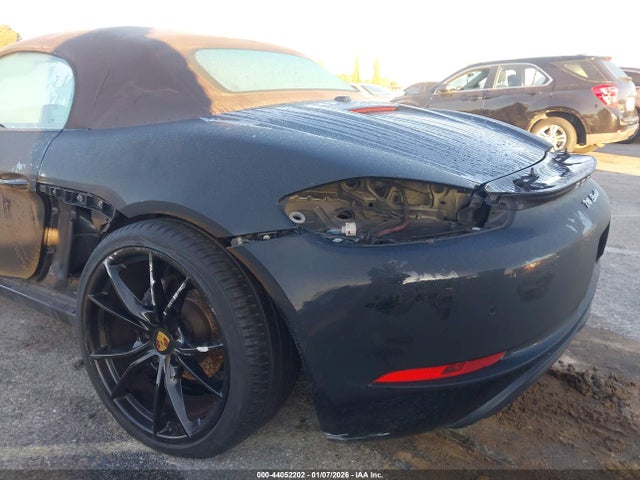 2017 PORSCHE 718 BOXSTER WP0CA2A89HS220764 Photo 5