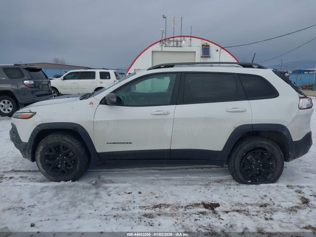 44052205 :رقم المزاد ، 1C4PJMBSXHW639948 vin ، 2017 Jeep Cherokee Trailhawk L Plus 4x4 مزاد بيع