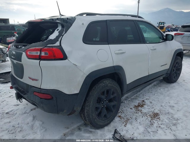 44052205 :رقم المزاد ، 1C4PJMBSXHW639948 vin ، 2017 Jeep Cherokee Trailhawk L Plus 4x4 مزاد بيع