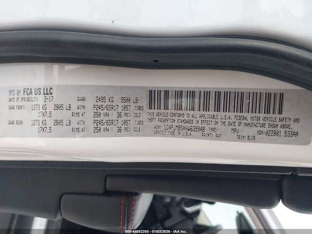 44052205 :رقم المزاد ، 1C4PJMBSXHW639948 vin ، 2017 Jeep Cherokee Trailhawk L Plus 4x4 مزاد بيع