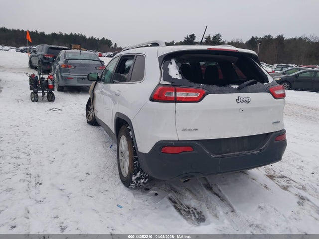 1C4PJMCB2GW255269 Jeep Cherokee Latitude
