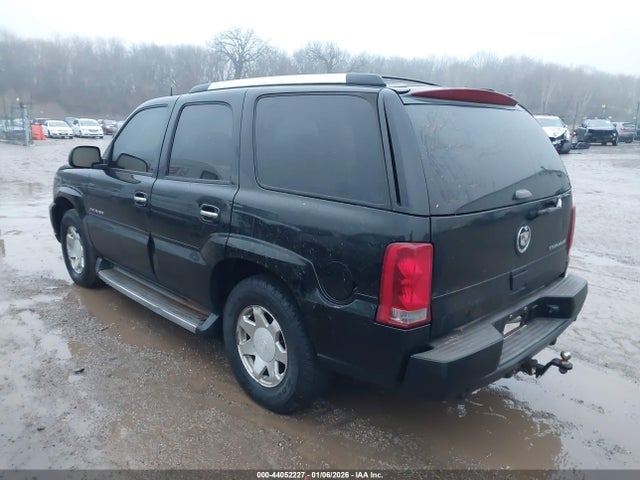 2005 CADILLAC ESCALADE 1GYEC63N25R208594 Photo 2