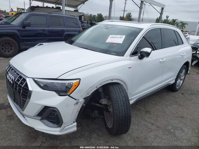2022 AUDI Q3 WA1DECF34N1052569 Photo 1