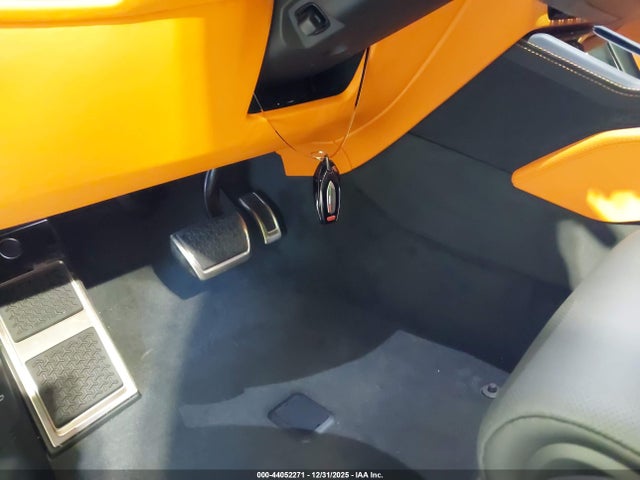 2025 LAMBORGHINI URUS ZPBUD6ZL1SLA39177 Photo 10