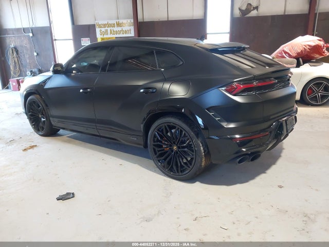 2025 LAMBORGHINI URUS ZPBUD6ZL1SLA39177 Photo 2