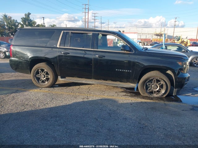 1GNSKHKC8JR364776 Chevrolet Suburban Lt