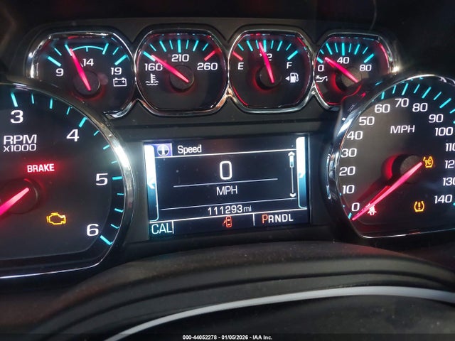 1GNSKHKC8JR364776 Chevrolet Suburban Lt