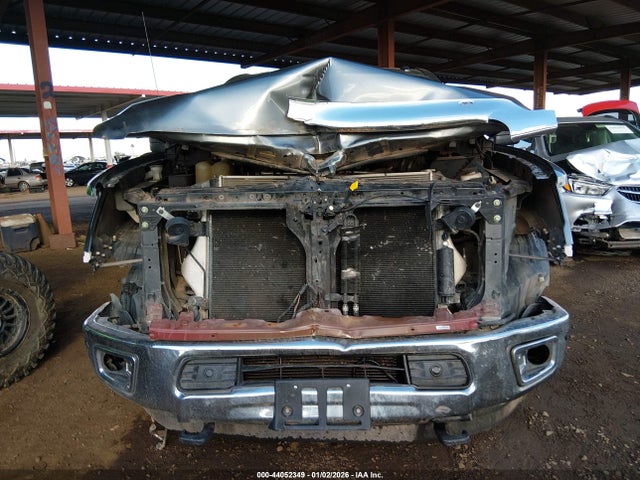 1N6BA1F48HN508198 Nissan Titan Xd Sv Diesel