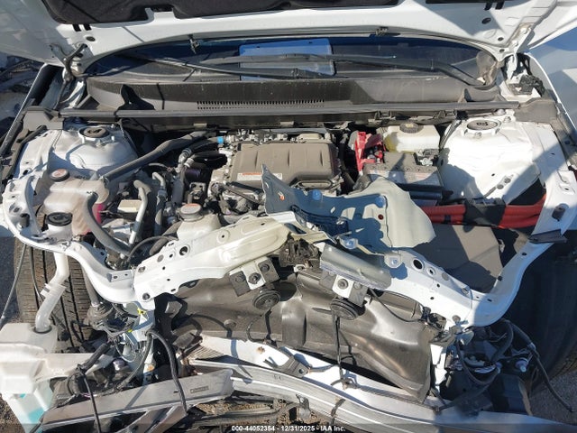 2024 TOYOTA BZ4X JTMAAAAA3RA034942 Photo 9