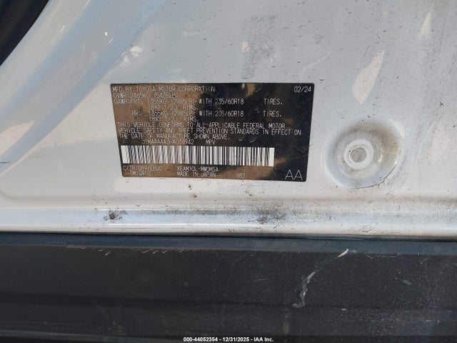 2024 TOYOTA BZ4X JTMAAAAA3RA034942 Photo 8