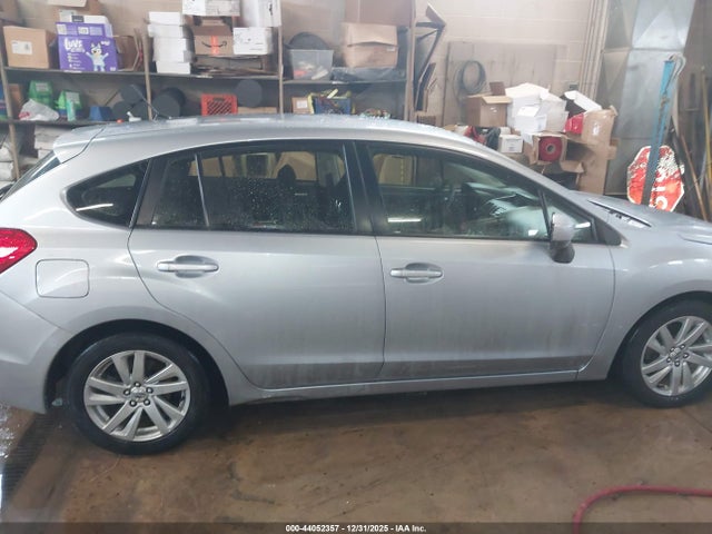 Продажа на аукционе авто 2016 Subaru Impreza 2.0i Premium, vin: JF1GPAB62G8226415, номер лота: 44052357