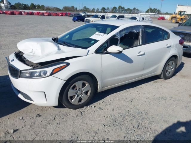 2017 KIA FORTE 3KPFK4A70HE120858 Photo 1