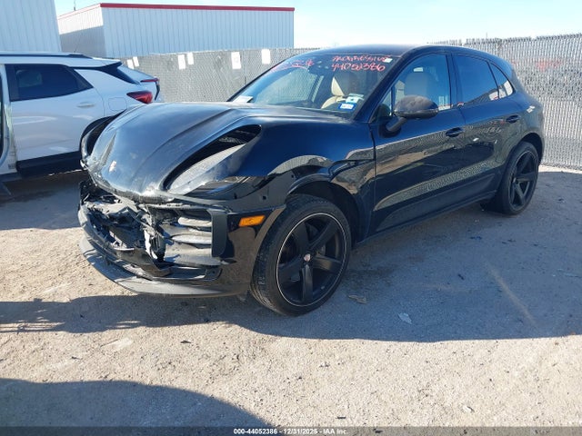 2020 PORSCHE MACAN WP1AA2A53LLB04104 Photo 1