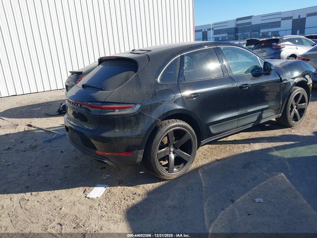 2020 PORSCHE MACAN WP1AA2A53LLB04104 Photo 3