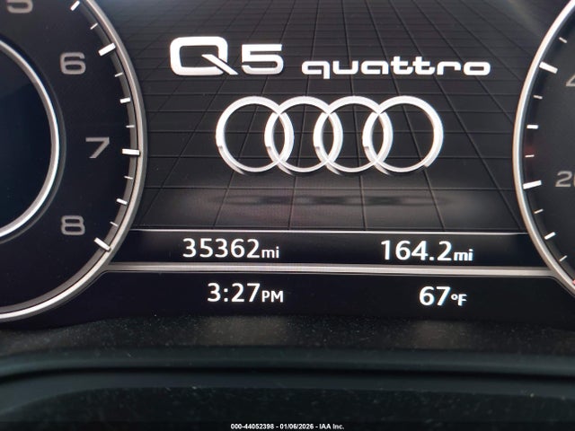 WA1BNAFY7J2228249 Audi Q5 2.0t Premium/2.0t Tech Premium